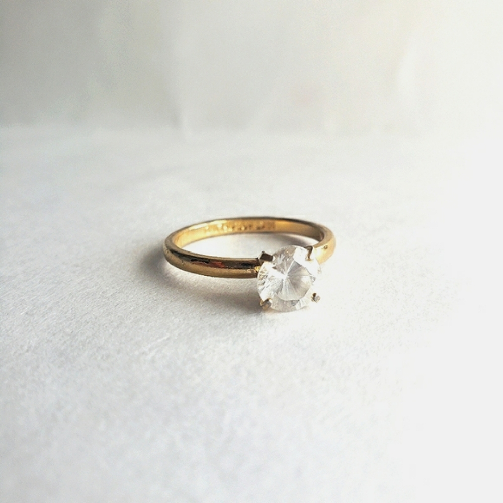 Diamond Lind ring